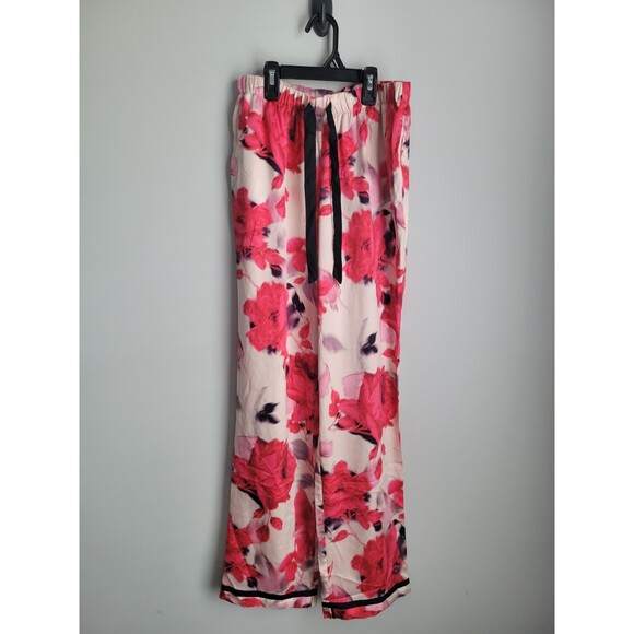 Victoria's Secret Other - Victorias Secret Satin Lounge Red  Pajamas Pants XS